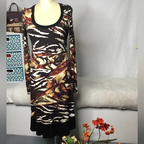 Karen Kane Women's animal print Rayon scoop Neck Long Sleeve Midi Dress size M - Picture 7 of 14